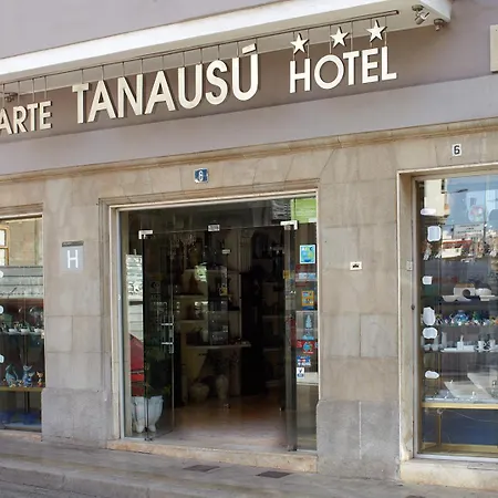 فندق Tanausu 3*