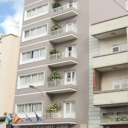 Tanausu Santa-Cruz de Ténérife