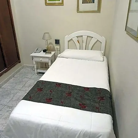 Tanausu Hotel 3*