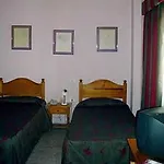 Szálloda Tanausu 3*